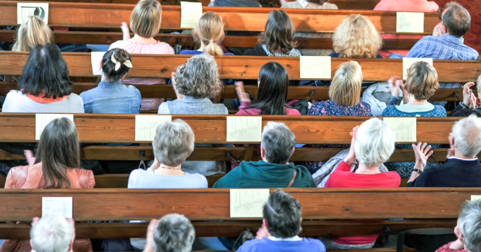 It’s Time We Stop Singing About Ourselves at Mass